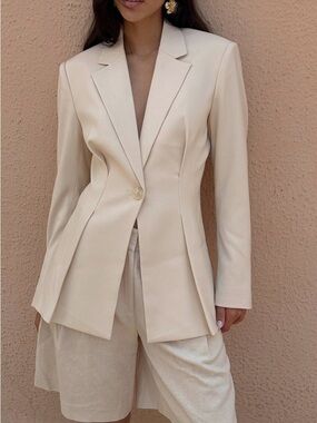 Light Beige Fitted Blazer | Structured Tailored Jacket | Minimalist Chic